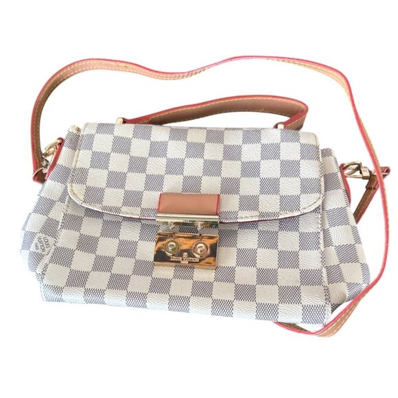 Damier Azur Look Shoulder Bag With Gold Clasp & Red Interior - Picture 1 of 7